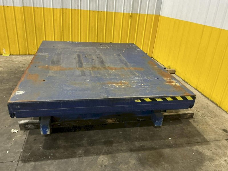 78" X 96" HYDRAULIC SCISSOR LIFT TABLE: YOBRO #24596