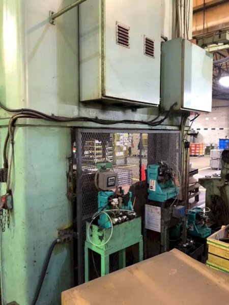 NIAGARA 880 TON SSDC PRESS, S/N P53454, STOCK# 14124J