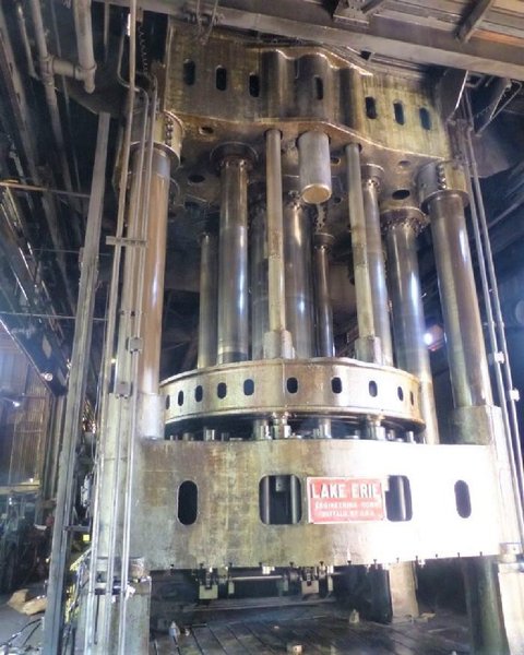 4,000 TON LAKE ERIE DOUBLE ACTION HYDRAULIC PRESS. STOCK # 2001020