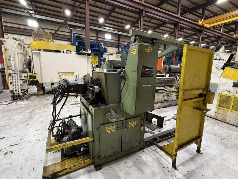 15,000 lbs. x 24" wide Feed Lease Coil Reel with Feed Lease Powered Straightener For Sale - Models PR-15M-42 and FLCC-24-76-7