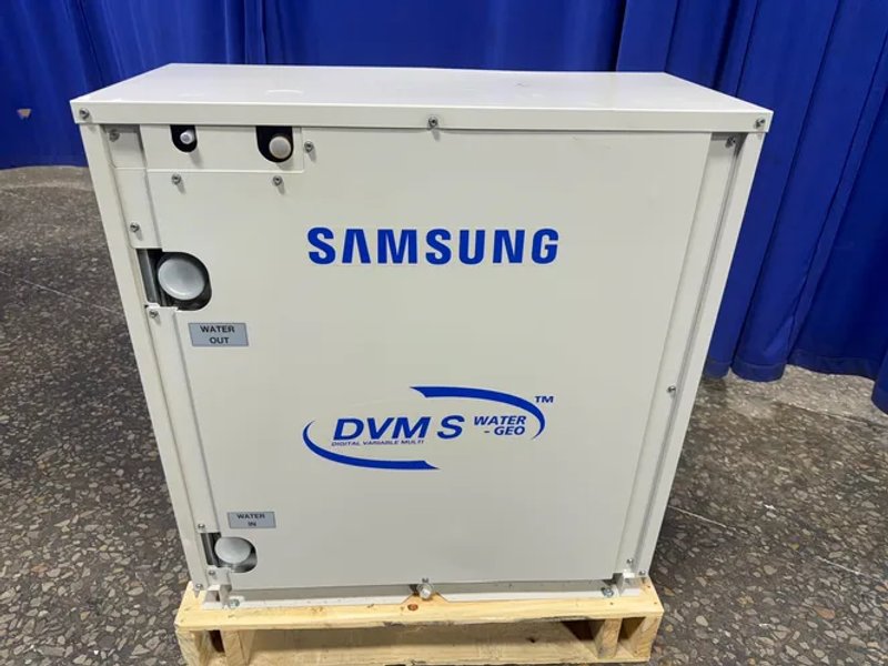 Samsung 48000/54000 Btu Multi Split System/heat Pump - Am048kxwdch