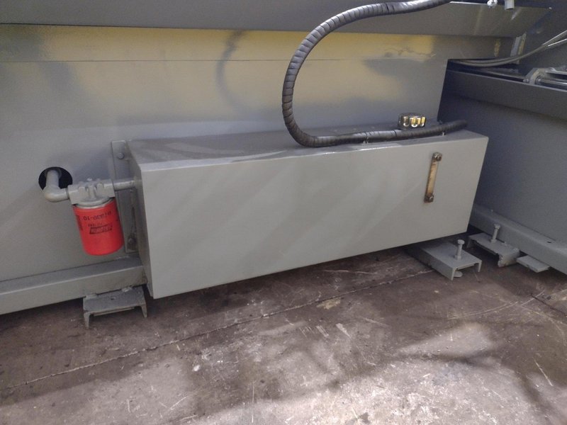 18" X 27" HYDMECH MODEL #S25-A HORIZONTAL SWIVEL MITER AUTOMATIC BAND SAW: YOBRO #25047