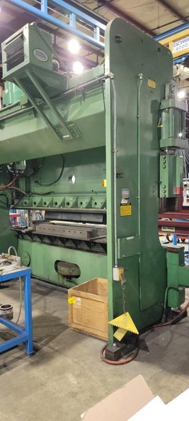 175 Ton x 10′ Cincinnati 175 FM Hydraulic Press Brake, 1985