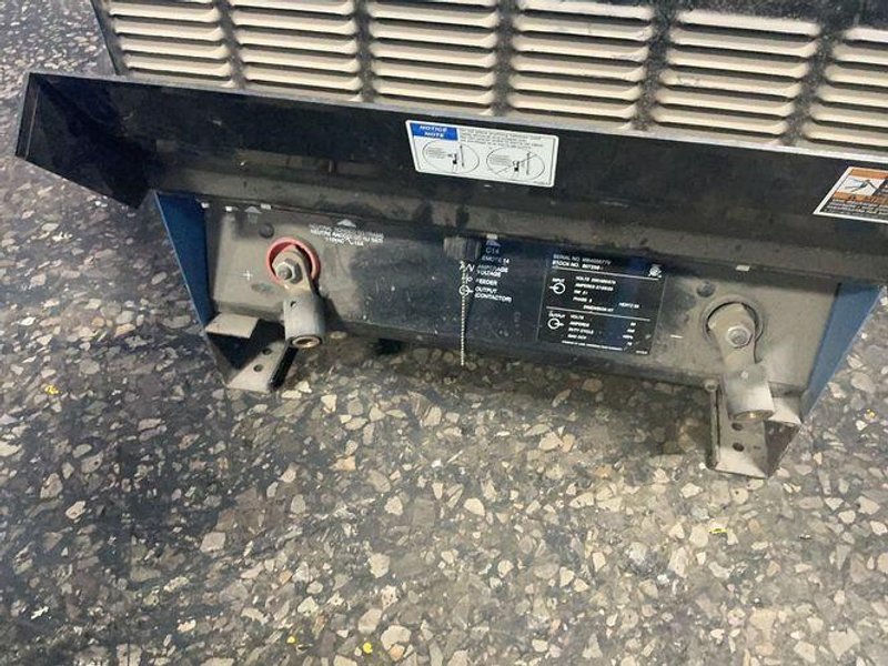 Miller 450 Amp Welder - Dimension Nt 450