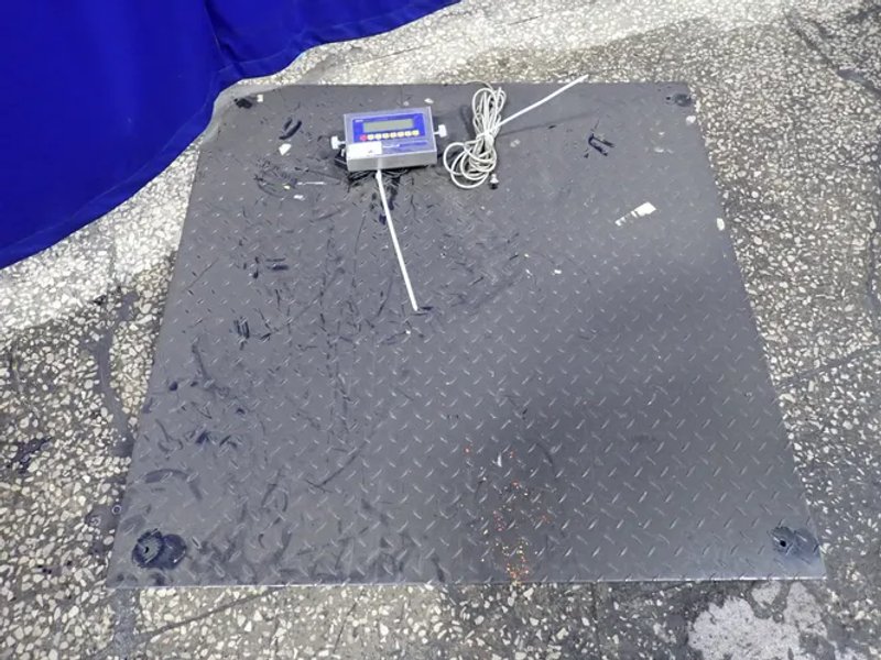 Industrial Scales  5000 Lbs / 48" X 48" Digital Floor Scale  - Lp760-4x4