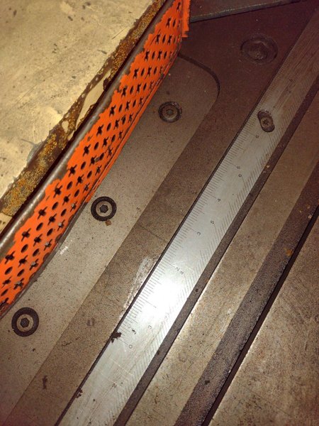 8" X 8" X 1/8" AMADA MODEL #CSW-220 DUAL HEAD CORNER NOTCHER &amp; COPER: STOCK #10339