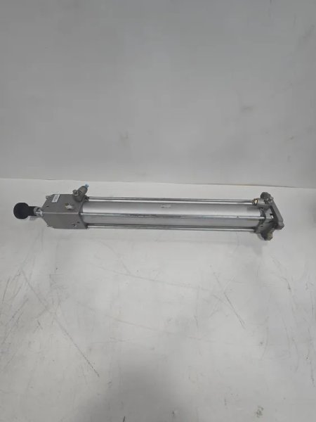 SMC CNA2B80TN-600-D DOUBLE ACTING SINGLE ROD CYLINDER W/LOCK USED