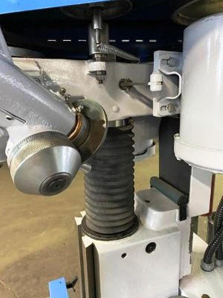 2" X 72" BRYANT CENTER HOLE GRINDER - REBUILT