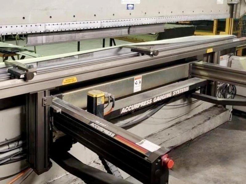 Accurpress Advantage 7025014 250/14' Press Brake