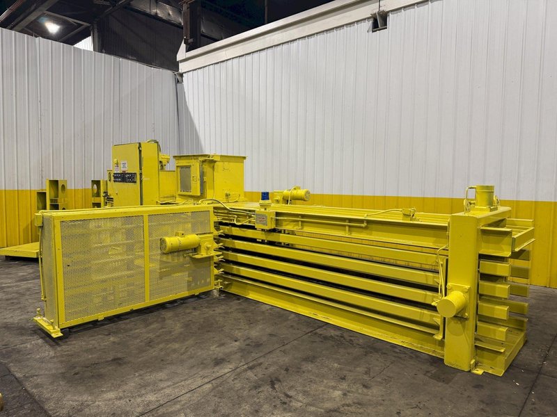 30" X 36" SELCO MODEL #HSO-107-A AUTO-TIE HORIZONTAL HYDRAULIC BALER: YOBRO #24559