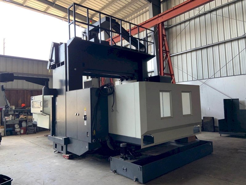 MIGHTY VIPER VMC-DZ-3240AG Bridge Type CNC Vertical Machining Center, New 2008.