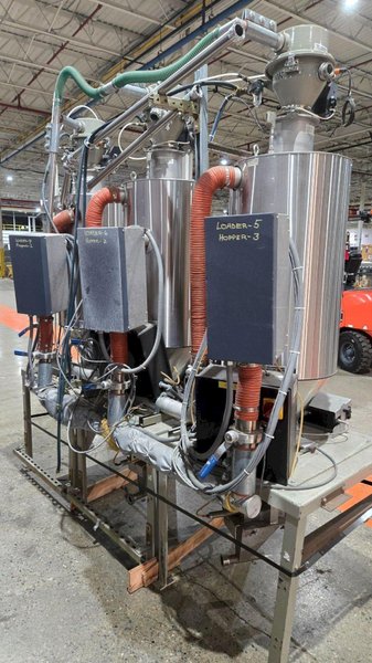 CONAIR CH16-4/SP Triple Hopper Resin Dryer Unit USED