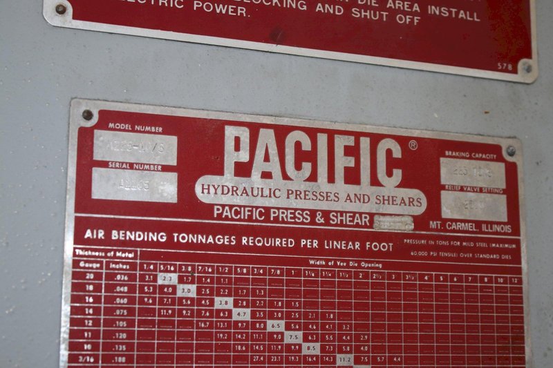 225 TON X 10' PACIFIC HYDRAULIC PRESS BRAKE: STOCK #76324