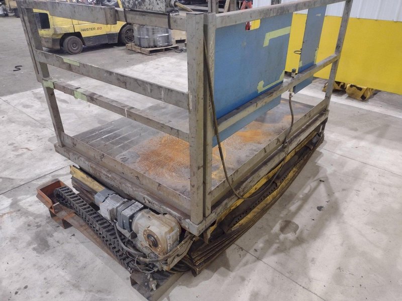1,000 LB AMERICAN LIFTS MODEL T1-60-040 ELECTRIC PLAFORM LIFT: STOCK #20584