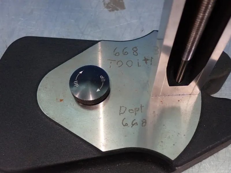 Starrett 20" 510mm Vernier Height Gage W/case - 254e&amp;m