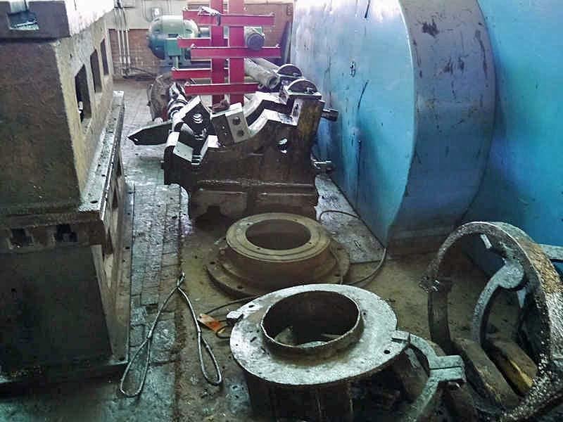 Landis, 60" x 252" Grinder, Roll