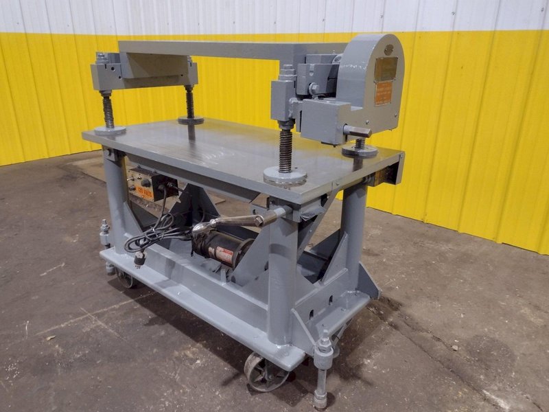 2500 LBS X 42" MACHINE TOOL CORP (MTC) MODEL #E3548 DIE HANDLER / FLIPPER MACHINE: STOCK #19569