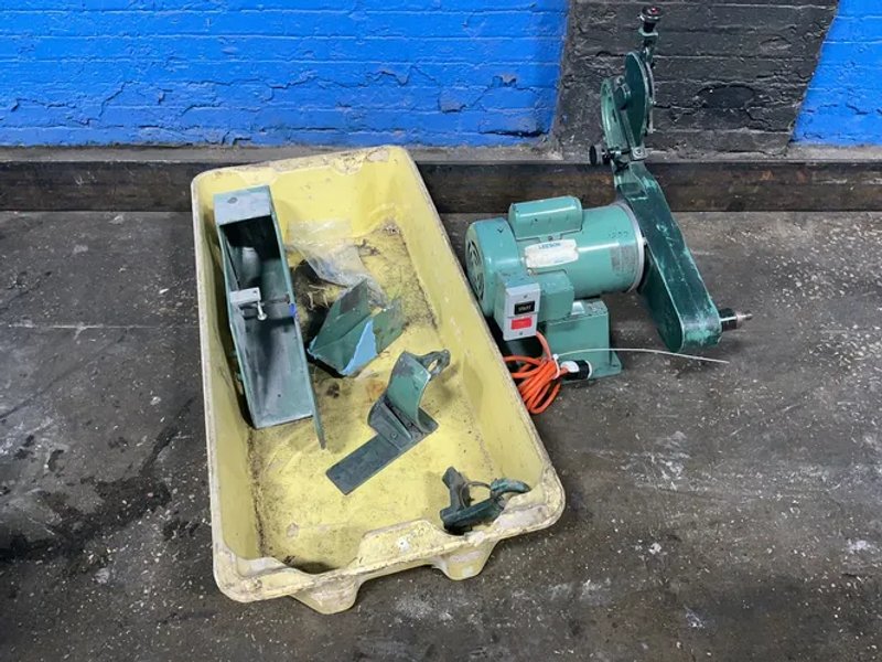 Burr King 2 Hp Benchtop Belt Sander - 960