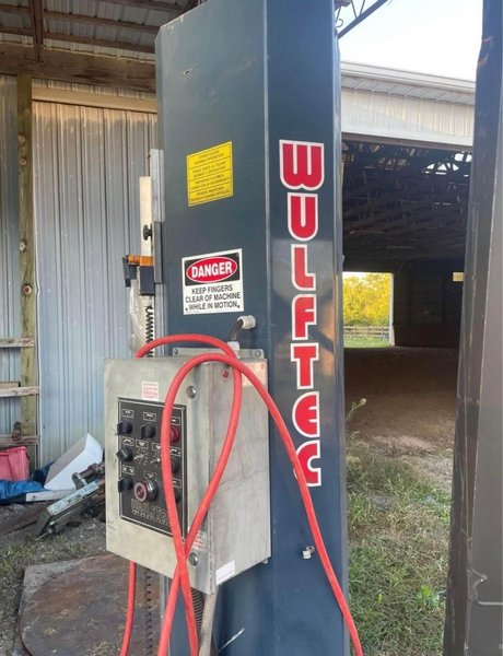 WULFTEC WLP-100 SEMI AUTO STRETCH WRAPPING MACHINE STOCK# 3512
