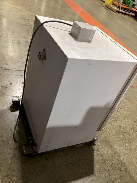 THERMO SCIENTIFIC OV116850 SMALL INDUSTRIAL RESIN OVEN USED