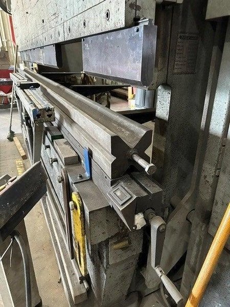 2004 Accurpress 740014 Press Brake (#6037)