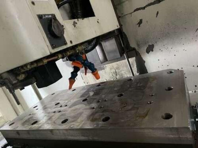 Kitamura MyCenter 3XiF Spark Changer CNC Vertical Mill