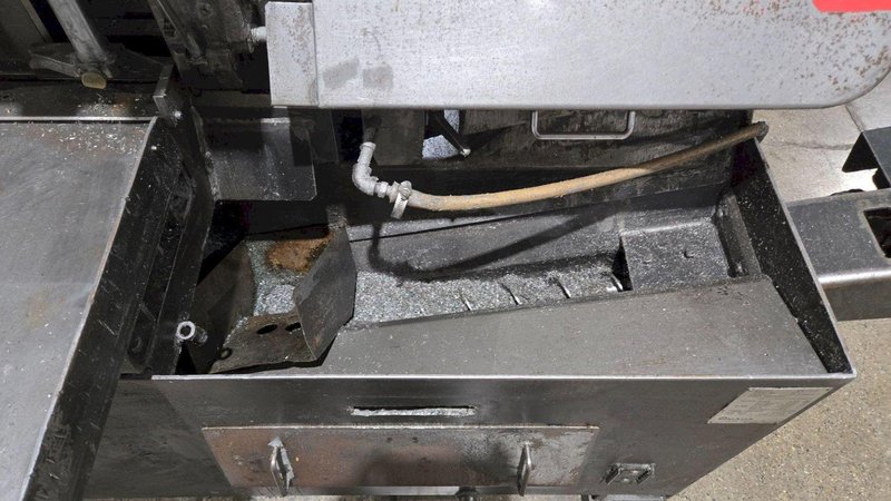 AMADA HA-400 HORIZONTAL BANDSAW USED