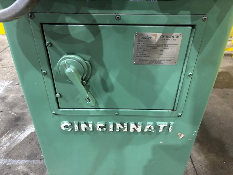 #2 CINCINNATI UNIVERSAL TOOL &amp; CUTTER GRINDER: YOBRO #24541