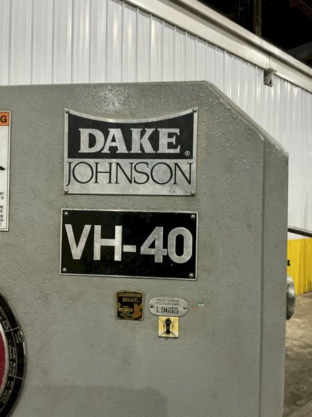 40" DAKE JOHNSON MODEL #VH-40 VERTICAL BAND SAW: STOCK #26286