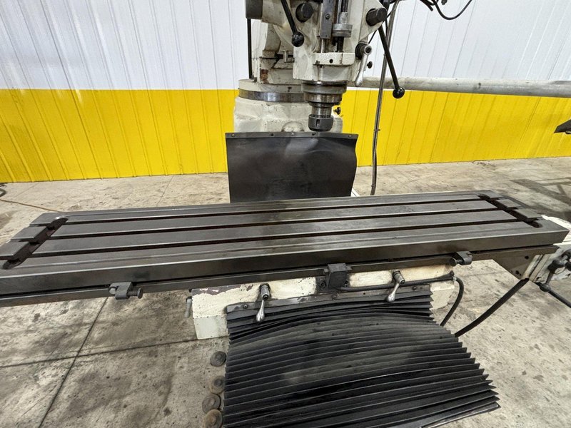 2014 FALCON CHEVALIER MODEL #FM-4VKH VERTICAL RAM TYPE KNEE MILL: STOCK #21140