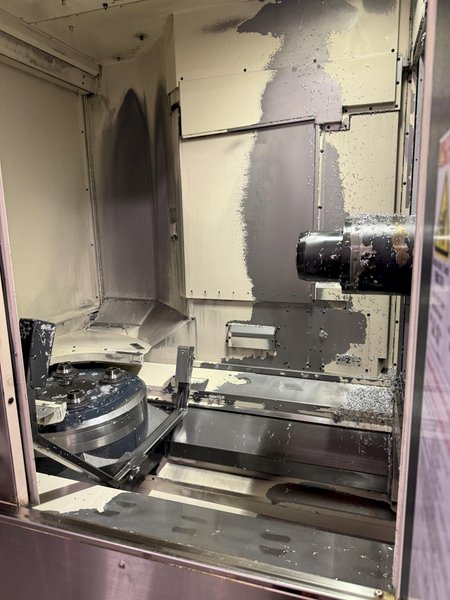 2014 Used Makino MMC2 with (3) Makino a61nx - 30 Station Pallet Pool FMS For Sale