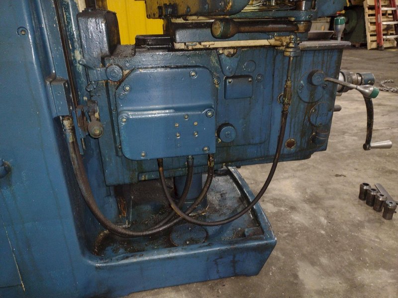 CINCINNATI HORIZONTAL MILL WITH BRIDGEPORT HEAD: YOBRO #24332