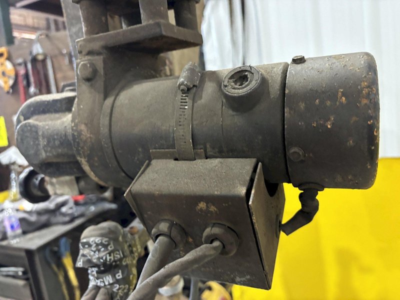 LINCOLN ELECTRIC WELDING MANIPULATOR SYSTEM: IDEALARC DC600 WELDER, NA-5 CONTROLLER, AND WELDING HEAD: STOCK #21890