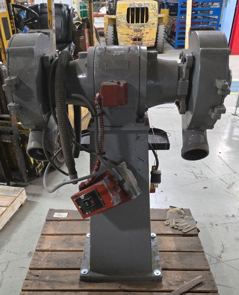 CINCINNATI GPTA 107 DUAL HEAD GRINDER 440V 3PH  2 HP 1750 RPM USED