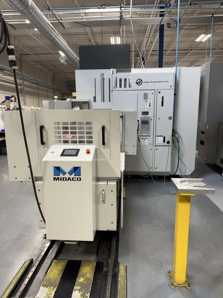 Haas UMC-750SS 5 Axis UMC, 2017 – Midaco Automatic Pallet Changer, TSC, Probe