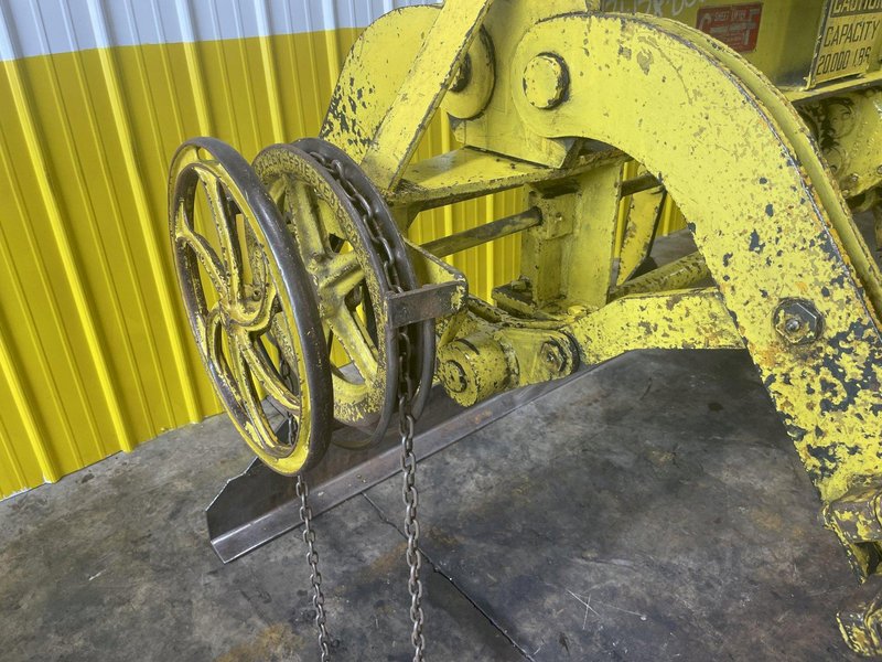 20,000 LB X 84" X 32" TO 62" WIDE CF CULLEN FRIESTEDT ADJUSTABLE PARALLELOGRAM SHEET LIFTER: STOCK #14945