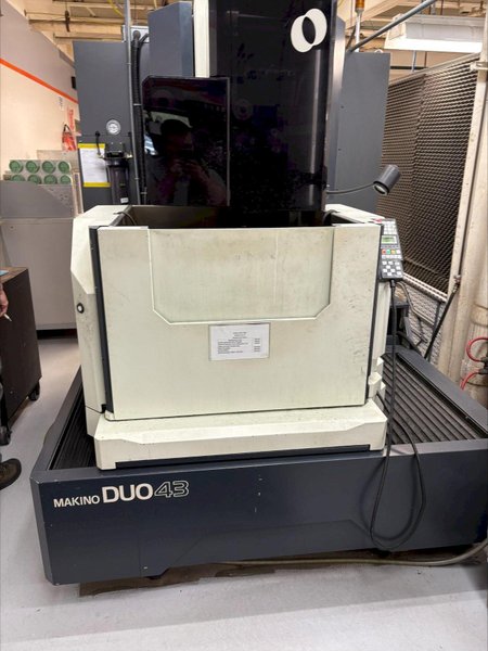 Makino DUO43 CNC Wire EDM, 2008 For Sale