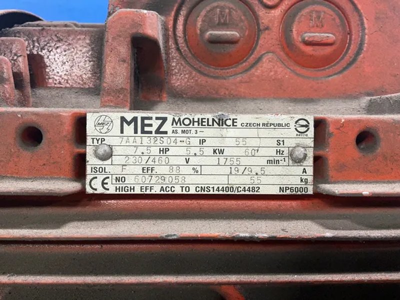 Cosen 28” X 18” Horizontal Band Saw - C-650mnc