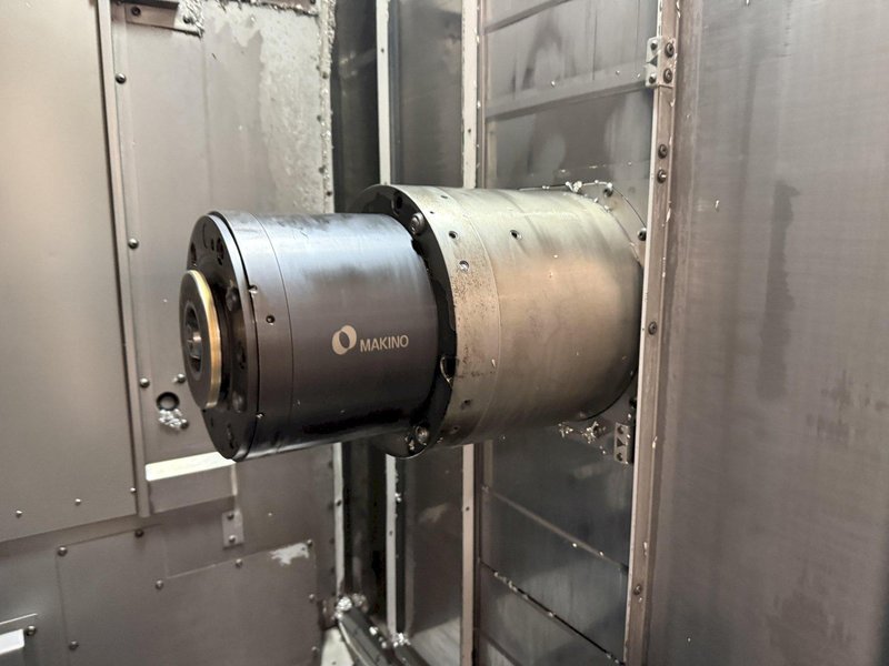 2014 Used Makino MMC2 with (3) Makino a61nx - 30 Station Pallet Pool FMS For Sale