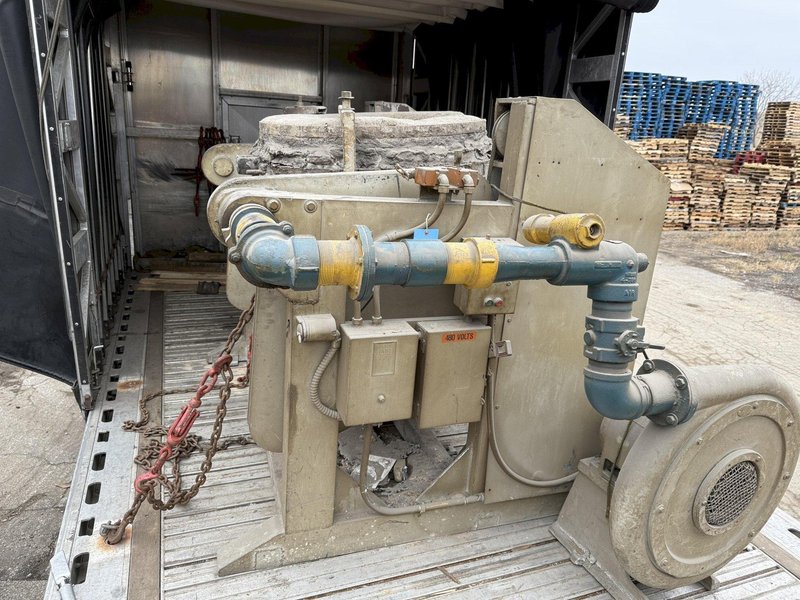 Lindberg model 61-mnp-400-g 400# gas fired motorized nose pour furnace with gas system and blower and controls