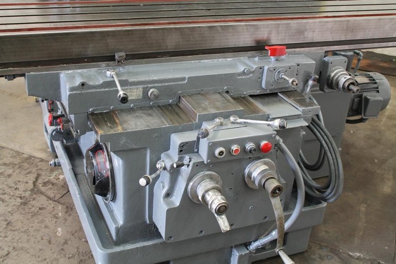 630-20 CINCINNATI MILACRON PLAIN VERCI-POWER HORIZONTAL MILL: STOCK #64193