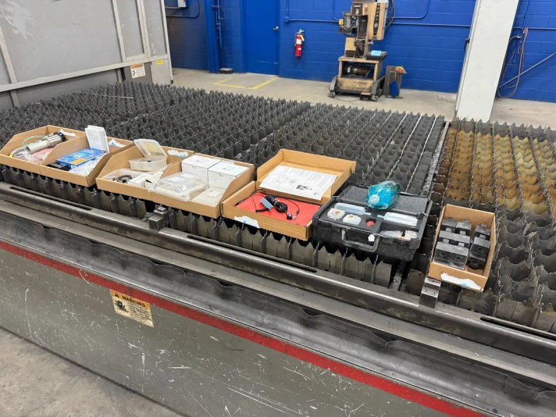 USED 6' X 12' CINCINNATI MODEL CL-940 4,000 WATT CNC FIBER LASER CUTTING SYSTEM