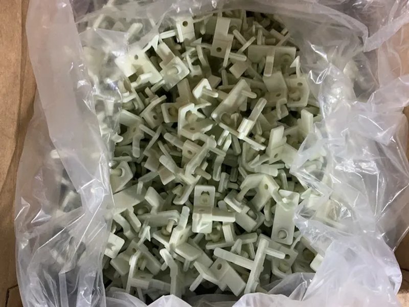 Infiniti Plastics &amp; Engineering Inc. Front Door Clips - 1781