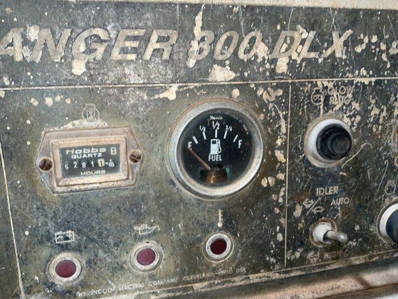 Lincoln Electric 300 Amp Welder - Ranger 300dlx