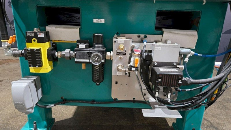 TOX PRESSOTECHNIK MAG 20 TON HYDRAULIC AIR PRESS, 2021