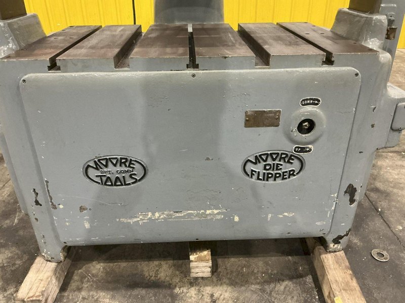 MOORE DIE FLIPPER w/ MILLING &amp; DRILLING ATTACHMENT: YOBRO 25966