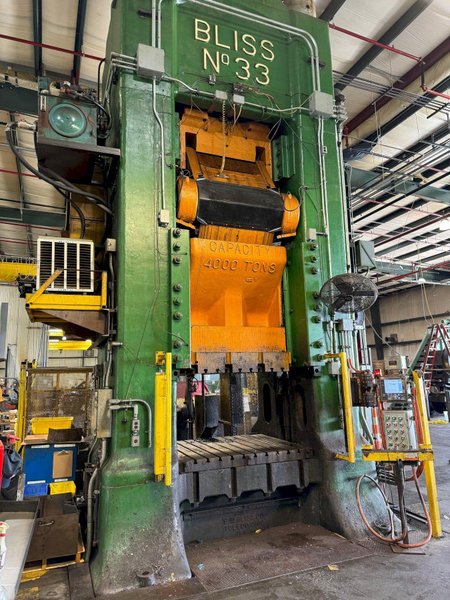 4000 TON BLISS NO. 33 KNUCKLE JOINT PRESS. STOCK # 0682824
