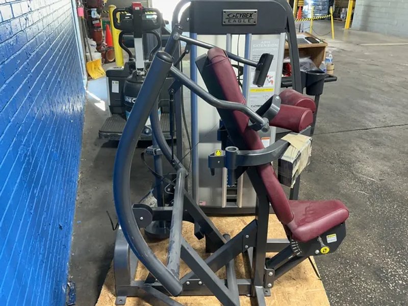 Cybex 205 Lbs Training, 300 Lbs User Weight Arm Extension Machine - 11080