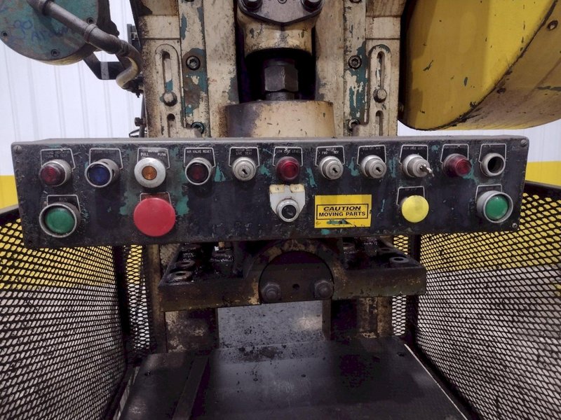 60 TON FEDERAL MODEL #60 OBI STAMPING PRESS 6" STROKE: STOCK #22789