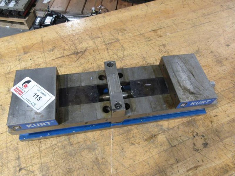 Kurt HDL6, 6" Machine Vise, **No Jaws or Handle**- Auction Item